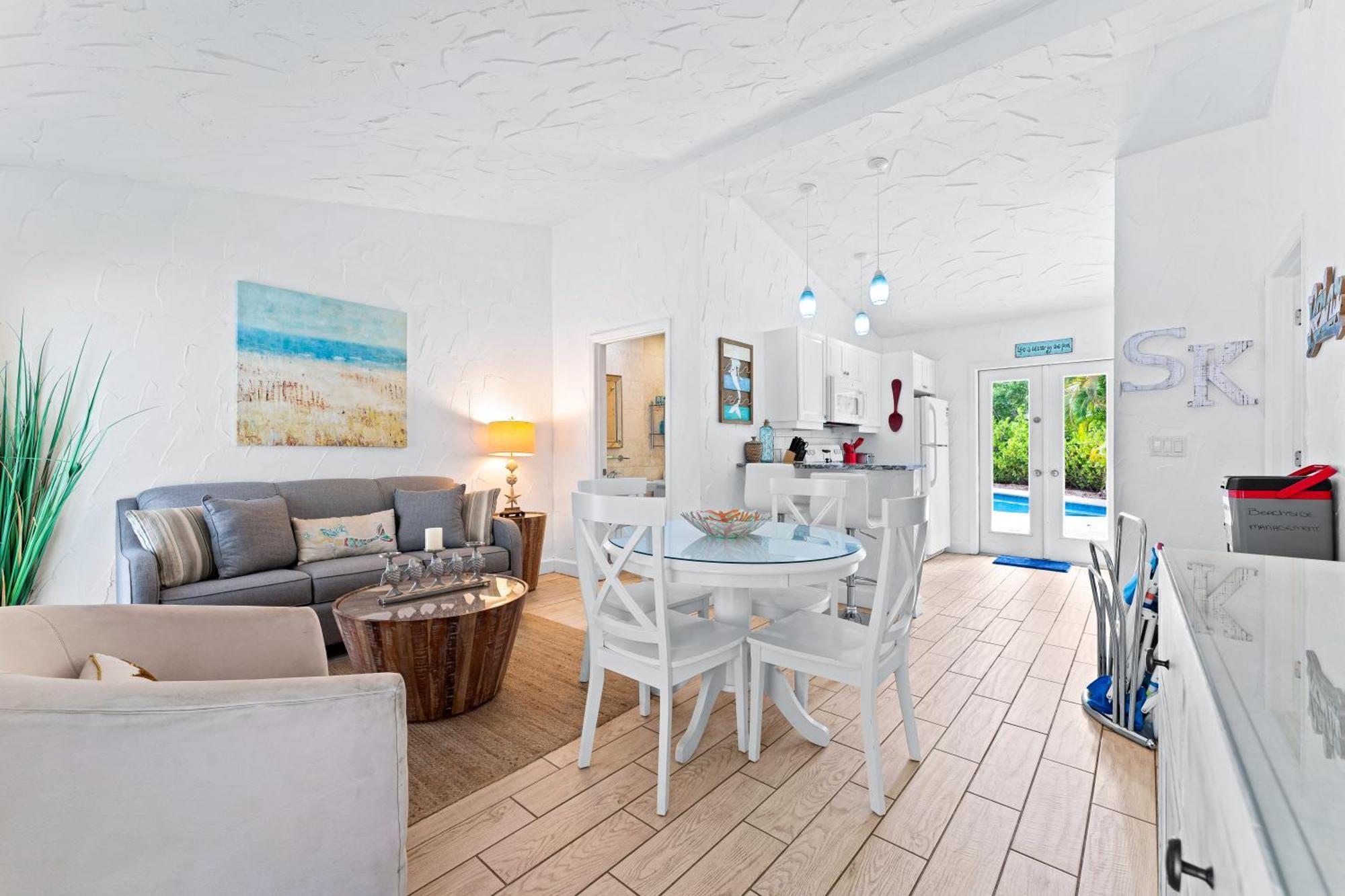 Crescent Beach Villas Сієста-Кі Екстер'єр фото
