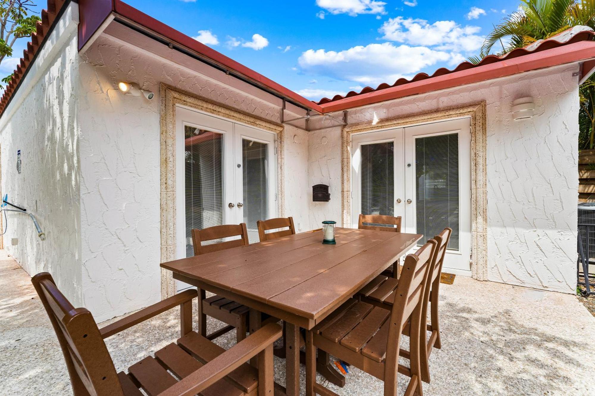 Crescent Beach Villas Сієста-Кі Екстер'єр фото