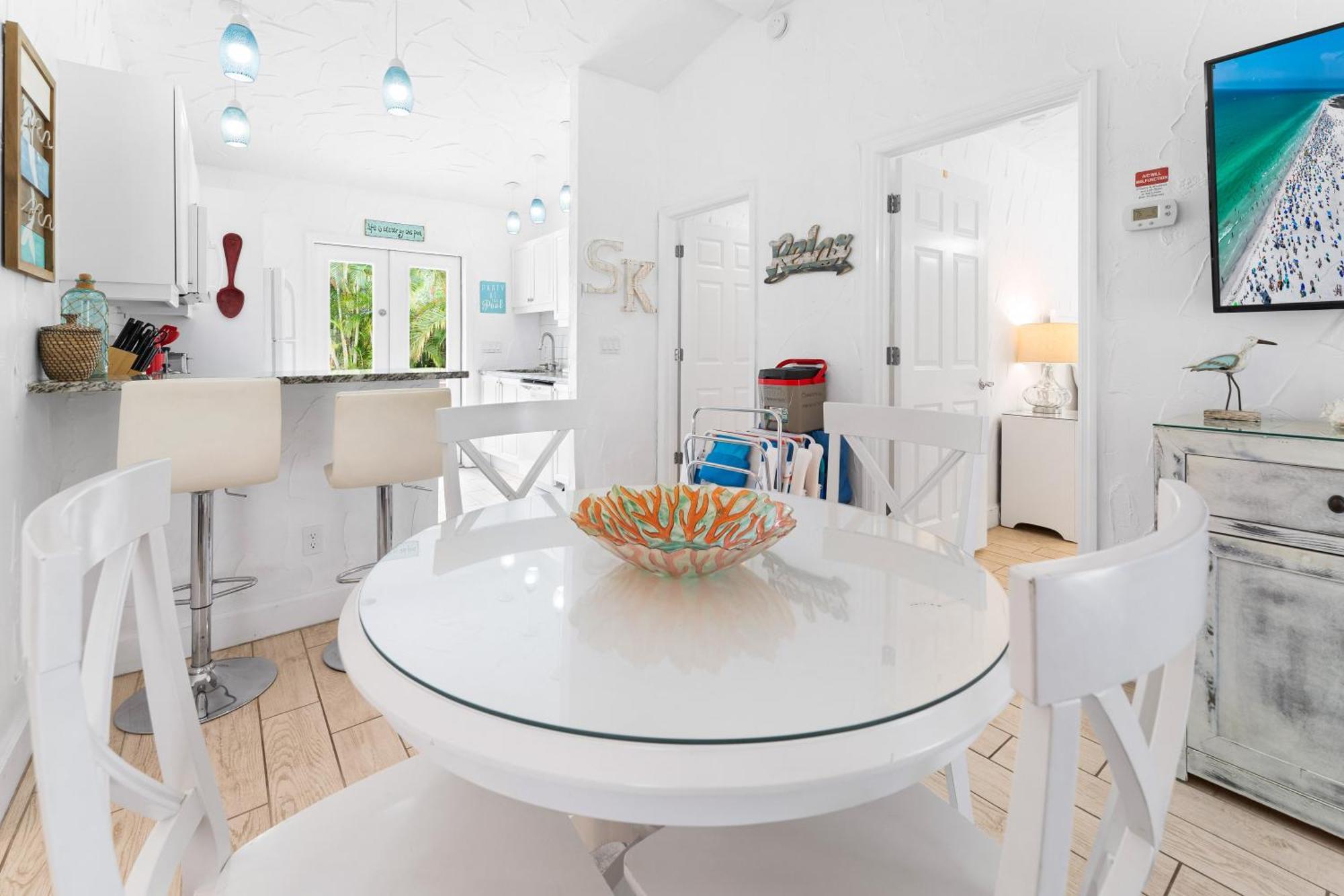 Crescent Beach Villas Сієста-Кі Екстер'єр фото