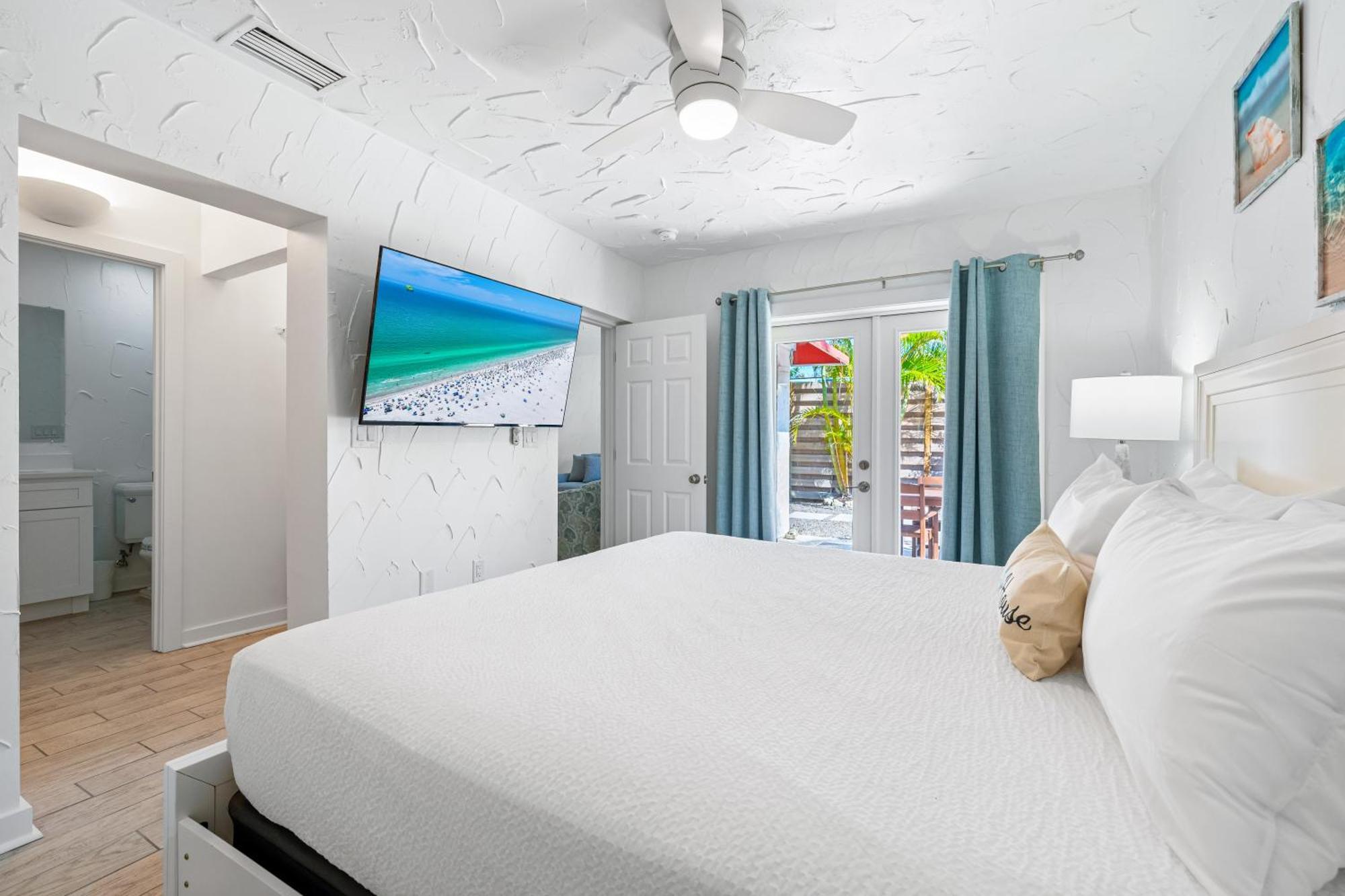 Crescent Beach Villas Сієста-Кі Екстер'єр фото